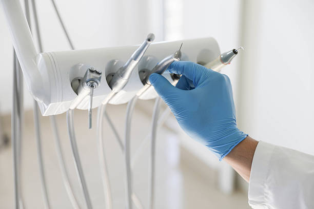 Professional Emergency Dentist technician working in Marietta, OK